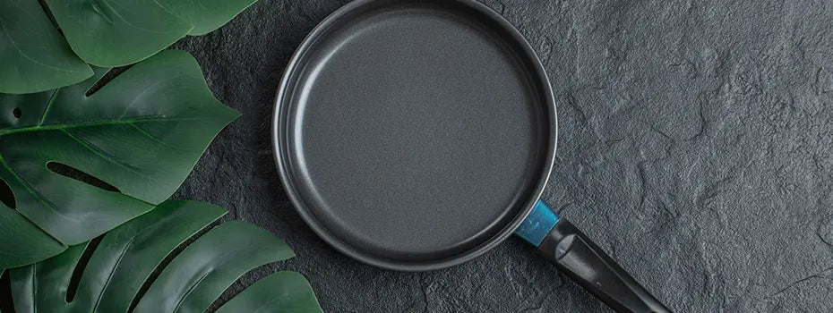 Cast Iron vs Carbon Steel: Which Is Healthier for Everyday Cooking?