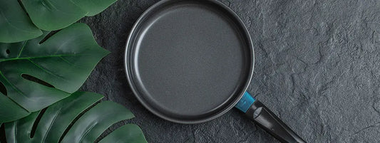 Cast Iron vs Carbon Steel: Which Is Healthier for Everyday Cooking?